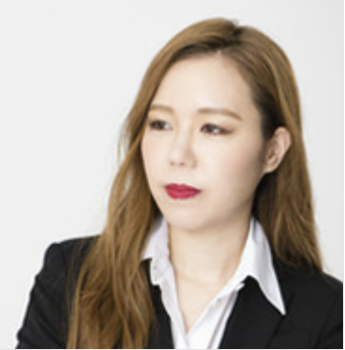 鈴木セリーナさん