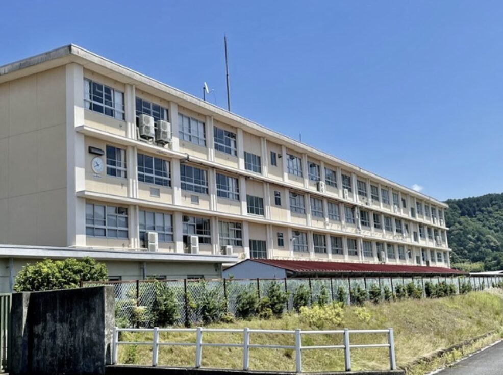 岐阜県立揖斐高等学校