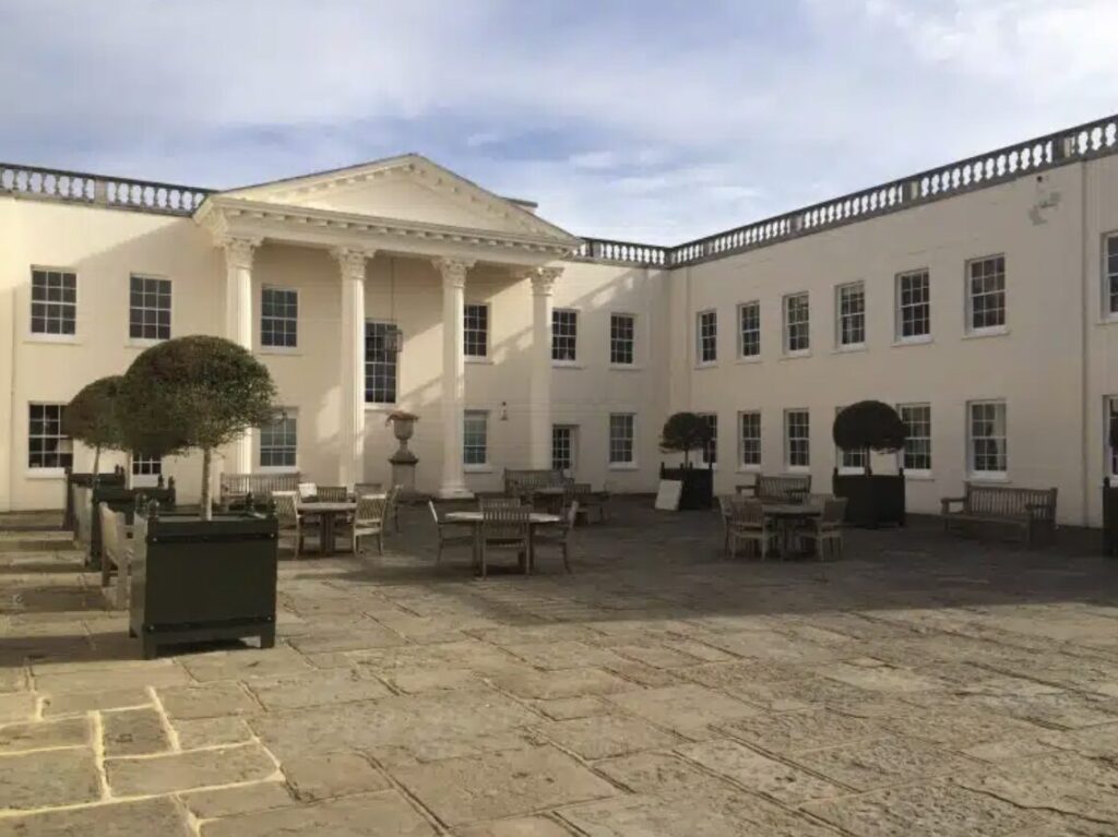 The Harrodian School