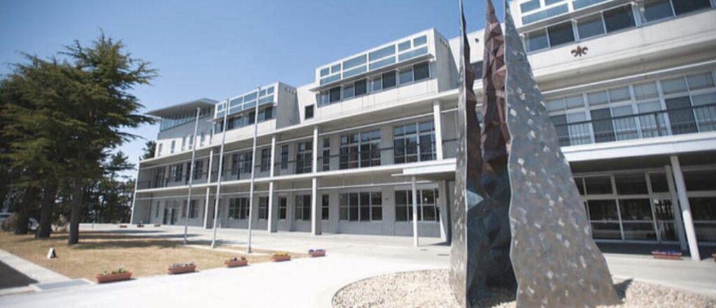 由利本荘市立荘南中学校