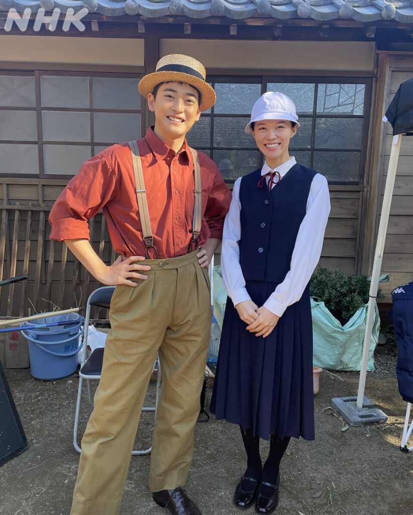 高橋文哉さん、志田彩良さん