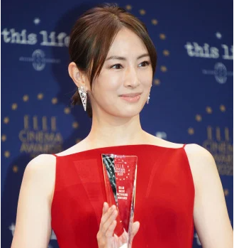 2025.12　授賞式に参加した北川景子