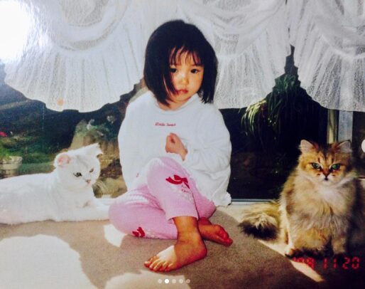 幼少期の菅井友香さん Instagramより